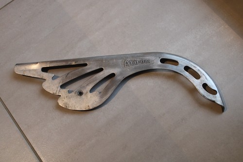Garde chaine vélo alu - garde,